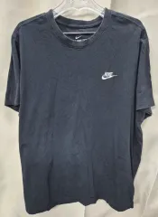 ナイキ 黒 半袖Tシャツ スウッシュ ロゴ