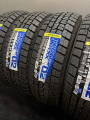 レネゲード17インチ スタッドレス•アルミ4本セット 1本は新品 雪対策