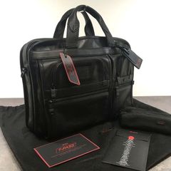 送料込み！ 極美品 FENDI 長財布 ズッカ柄 240 - メルカリ