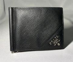 PRADA サフィアーノレザー マネークリップ ブラック 二つ折り財布
