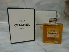 ［未使用品］CHANEL シャネル PARIS N°19 PARFUM CONT. 14ml 香水 01-0419