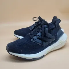 アディダス ウルトラブースト 21 スニーカー 230