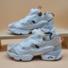 リーボック インスタポンプ フューリー 薄ピンク スニーカー 23センチ