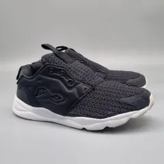 リーボック フューリーライト スニーカー 250