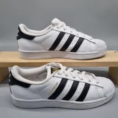 アディダス SUPERSTAR スニーカー 245