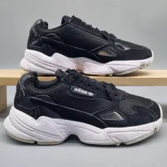 アディダス ファルコン レディーススニーカー 220