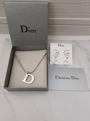 Christian Dior ロゴ ピアス ネックレス セット - メルカリ