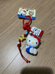 新品 サンリオ HELLO KITTY キーホルダー