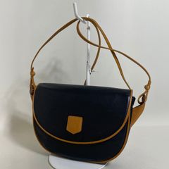 2605-38｜セリーヌ ショルダーバッグ レザー ブラック トリオンフ 