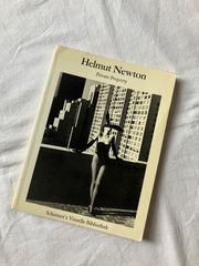 ヘルムート・ニュートン ポートレート 写真展 図録 写真集 - メルカリ