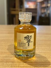 サントリーのプレミアムブレンデッドウイスキー「響」ミニチュア（50ml） サントリーのプレミアムブレンデッドウイスキー「響」ミニチュア（50ml