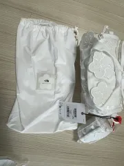 (韓国未発売) セシリーバンセンxザノースフェイス キャンプ クラッチバッグ