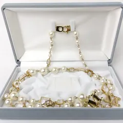 [Max Mara] マックスマーラ ネックレス Mロゴ パール クリスタル 63g 希少 逸品 完売モデル ロング 華やか エレガント 高級 ジュエリー イタリア製 アクセサリー パーティー 結婚式 冠婚葬祭のサムネイル