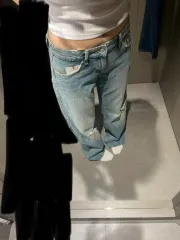 ZARAダメージワイドデニム 26