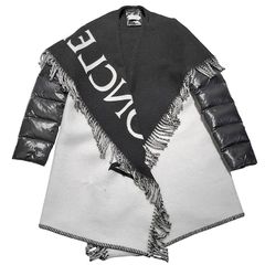 32万6700円 24AW モンクレール フード付 ダウン入り ポンチョ - メルカリ
