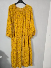 ラフィア 小花柄シャーリングワンピース 77