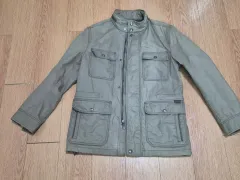 COACH カーキ色 ポケットデザイン ジャケット