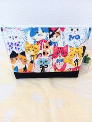 コヤンイサムチョン 猫ポーチ - メルカリ