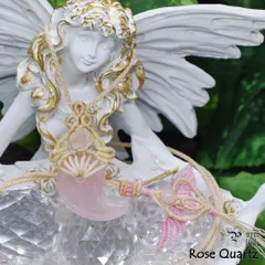 『ローズクォーツ』勾玉と桃薔薇マクラメ編み恋を呼ぶ慈愛の魔石トップネックレス