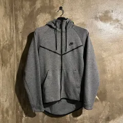 ナイキ フード ジップアップ