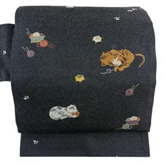 【美品】 名古屋帯 逸品 猫 糸巻き 金糸 箔 黒灰 正絹 【中古】