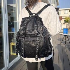 metal charm studs leather backpack 地雷 - メルカリ