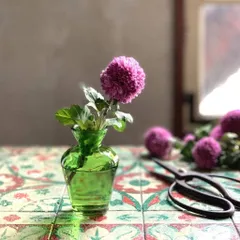 ミニ ガラスフラワーベース Isabella グリーン ガラス 一輪挿し 花瓶 小さい フラワーベース おしゃれ アンティーク インテリア 84205