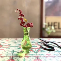 ミニ ガラスフラワーベース Sophia グリーン ガラス 一輪挿し 花瓶 小さい フラワーベース おしゃれ アンティーク インテリア 84207