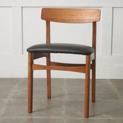【発送の場合は即購入不可】 張替済 英国 アンティーク アームチェア ストリップド加工 マホガニー 鋲 ダイニングチェア 象嵌 椅子 イギリス 西欧 クラシック 71227 張替済 英国 アンティーク アームチェア ストリップド加工 マホガニー