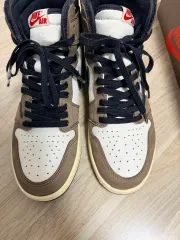 エアジョーダン1 ハイ トラヴィススコット