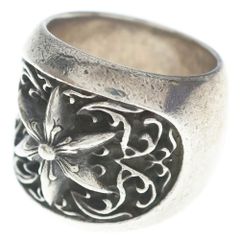 CHROME HEARTS クロムハーツ CLSSC OVAL STAR - メルカリ