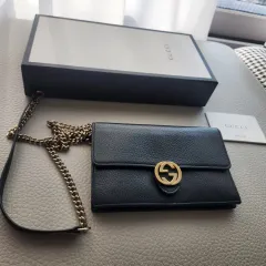 グッチ インターロッキング チェーン 財布 ブラック