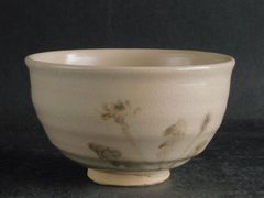 京焼 勝龍寺窯造 粉引金彩色絵『富士に松』茶碗（共箱） 京焼 勝龍寺窯造 粉引金彩色絵『富士に松』茶碗（共箱） - メルカリ