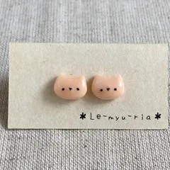 桜もちみたいなネコさん　ピアス