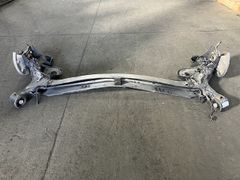 スイフト ZD83S リアアクスルビーム XRリミテッド カメラパッケージ 4WD 46500-52RG1 ZWP スイフト ZD83S リアアクスルビーム XRリミテッド カメラパッケージ