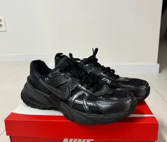 ナイキ V2K RUN ブラック アンスラサイト 27.5cm 出品