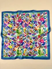 アクセサリー レディース スカーフ 1枚 レディース フラワーと鳥柄 スクエア スカーフ エレガントネッカチーフ バンダナ 女性サテンヘッドスカーフ ヘアアクセサリー バンダナ、ヘアバンド、ヘッドバンド バレンタイ