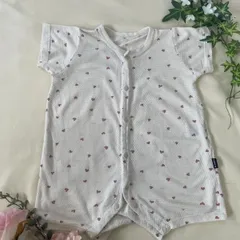 赤ちゃん　ロンパース　ハート柄