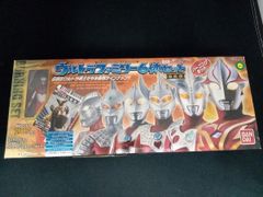 プレイヒーロースペシャル 特別限定 ウルトラファミリー6体 コスモ