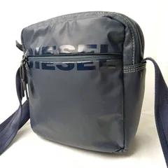 [DIESEL] ディーゼル ショルダーバッグ ネイビー 紺 ビッグロゴ 斜めがけ 希少 逸品 完売モデル メンズ レディース 軽量 カジュアル ストリート メッセンジャーバッグ