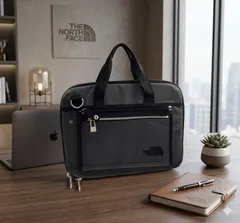 THE NORTH FACE PCバッグ ブリーフケース ビジネスバッグ PCケース パソコンケース A4収納可 グレー ブラック ロゴ 希少 デザイン メンズ レディースのサムネイル