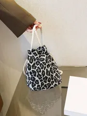 バッグ レディース ショルダーバッグ ファッショナブルなカジュアルなヒョウ柄ミニプリーツクロスボディバッグ