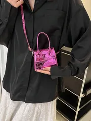 バッグ レディース ハンドルバッグ ニッチファッション シンプルな ショルダーバッグ ハンドバッグ ミニ クロスボディーバッグ 夏の人気バッグ