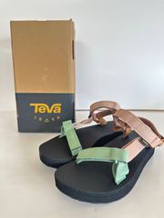 箱あり・雑誌掲載】Teva テバ フラットフォーム ユニバーサル サテン 