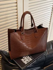 バッグ レディース トートバッグ ファッション クロコダイル柄 大容量 ジップハンドバッグ、日常、ビジネス、旅行、休暇、アウトドア、自宅、寮、男女兼用、学生用ショッピングバッグに適しています