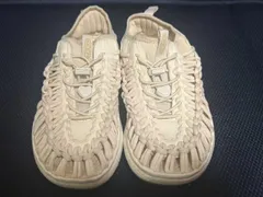 アウトレットKEEN(キーン)  UNEEK O3 ユニークオースリーサンダル 25CM中古品/送料無料/激安