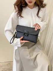 バッグ レディース クラッチバッグ シンプルでファッショナブルなカジュアルクラッチバッグ レディース、2025年夏新作ソリッドカラーレトロ封筒型バッグ、ミニコインパース ハンドバッグ