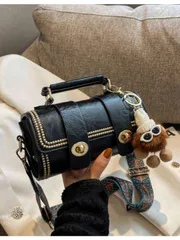 バッグ レディース ハンドルバッグ 1個 レトロラウンド ハンドバッグ レディース デイリーユース (ファー装飾付き)