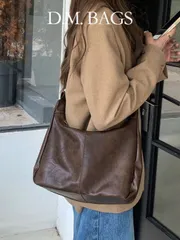 バッグ レディース ショルダーバッグ の新スタイリッシュな高容量カジュアル&多用途レトロ高級調整可能なストラップショルダーバッグ、エレガントで屋外旅行、ショッピング、オフィス、仕事、大学生、日常使いに適しています