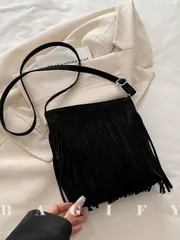 バッグ レディース ショルダーバッグ 新作 スエード フリンジ ワンショルダー クロスボディバッグ、パーティー、お出かけ、旅行、ショッピング、日常使いに適しています。コイン、携帯電話を収納できます。ホワイトカラー、